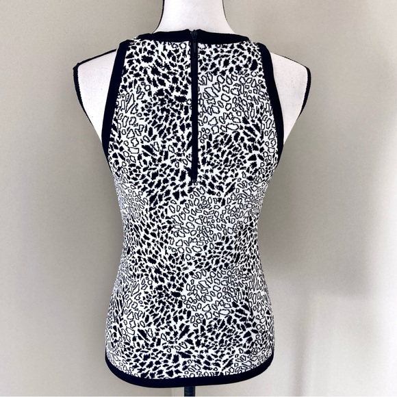 NWOT White House Black Market Jacquard Halter Neck Sweater Size S - Picture 5 of 10